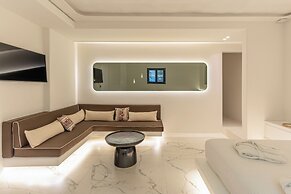 Numi Suites