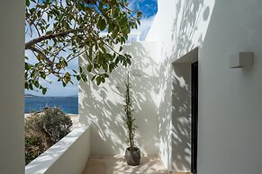 Numi Suites