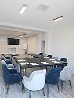 ELITTE INN & SUITES