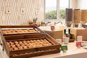 Hampton By Hilton Malaga Martiricos