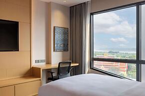 DoubleTree by Hilton Vientiane