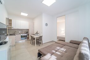 Relax Flatroom 22
