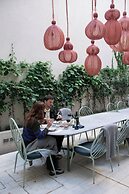 Bromelia Hotel Boutique
