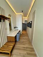 Metro Art Hotel