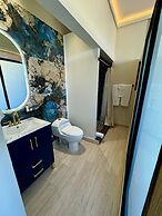 Metro Art Hotel