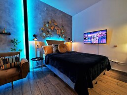 Sky Studio By Paradox