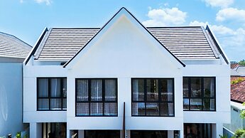 Hati Villa by Betterplace