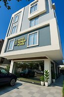 Hotel Mumbai House LIG Indore