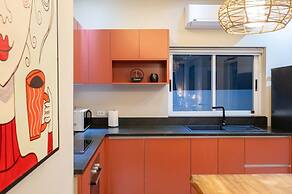 3 Bed Close To Fisherman Village KBR18