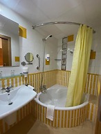 HOTEL TIO PEPE