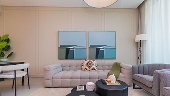 Aya - Beachfront Bliss 2BR Haven at The Beach Residences