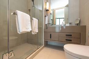 Aya - Beachfront Bliss 2BR Haven at The Beach Residences