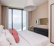 Aya - Beachfront Bliss 2BR Haven at The Beach Residences