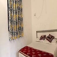 Hotel  Mumbai Garden Resort