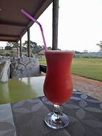 Pearl Gardens Beach Resort Kalangala