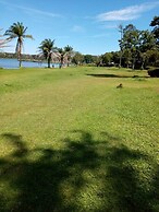 Pearl Gardens Beach Resort Kalangala