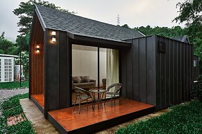 Baan Rai Santisuk