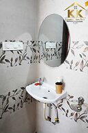 K K Luxurious Home Stay