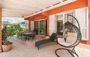 House Ela with pool