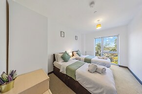 2-bed Flat, Sleeps 4 - Parking & Wheelchair Access