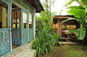 Pondok Sari Beach & Spa Resort