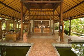 Pondok Sari Beach & Spa Resort