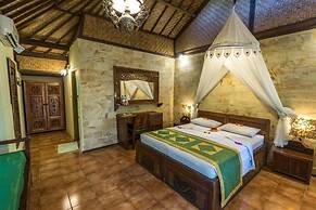 Pondok Sari Beach & Spa Resort