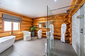 The Vu Log Cabins