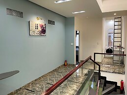 Aroma Luxury Villa
