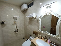 Aroma Luxury Villa