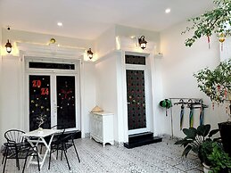 Aroma Luxury Villa