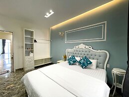 Aroma Luxury Villa