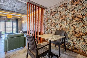 Marjoram Otel