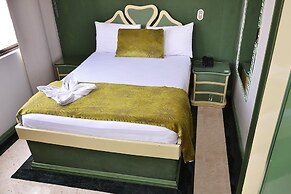 Hotel Business