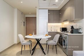 Spacious 1 Bedroom Near Downtown and Dubai Mall
