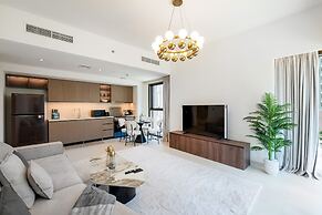 Exclusive 2BR Downtown Apt w Burj Khalifa Views