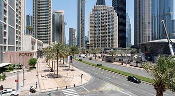Exclusive 2BR Downtown Apt w Burj Khalifa Views