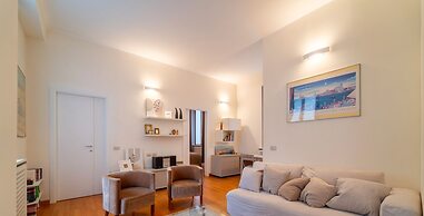 Isola Cozy Apartment