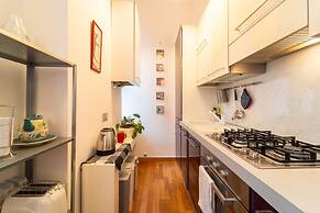 Isola Cozy Apartment
