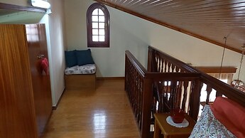 Vardakis Houses