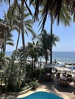 LOS CORALES