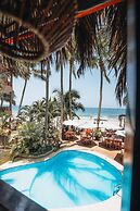 LOS CORALES