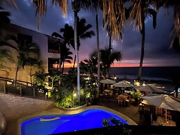LOS CORALES
