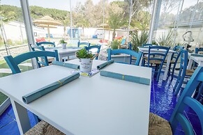 Étoiles Luxury Guest House Resort