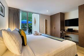 ZAMORA by Mr. W