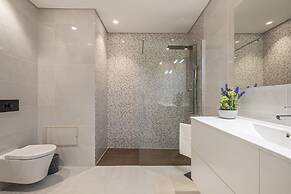 Contemporary Residence C by Homie