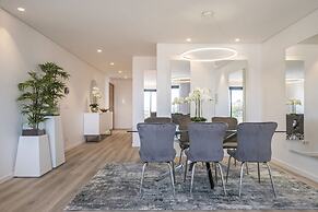 Contemporary Residence C by Homie