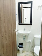 HOTEL SHALOM INN