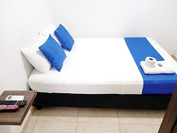 HOTEL SHALOM INN