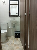 HOTEL SHALOM INN